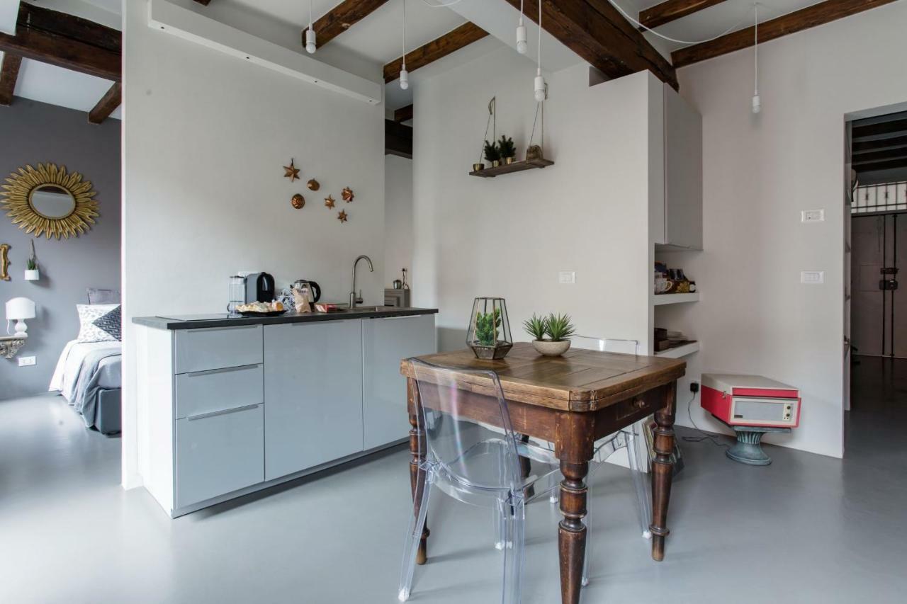 Charming Flat Righi Bologna Lägenhet Exteriör bild