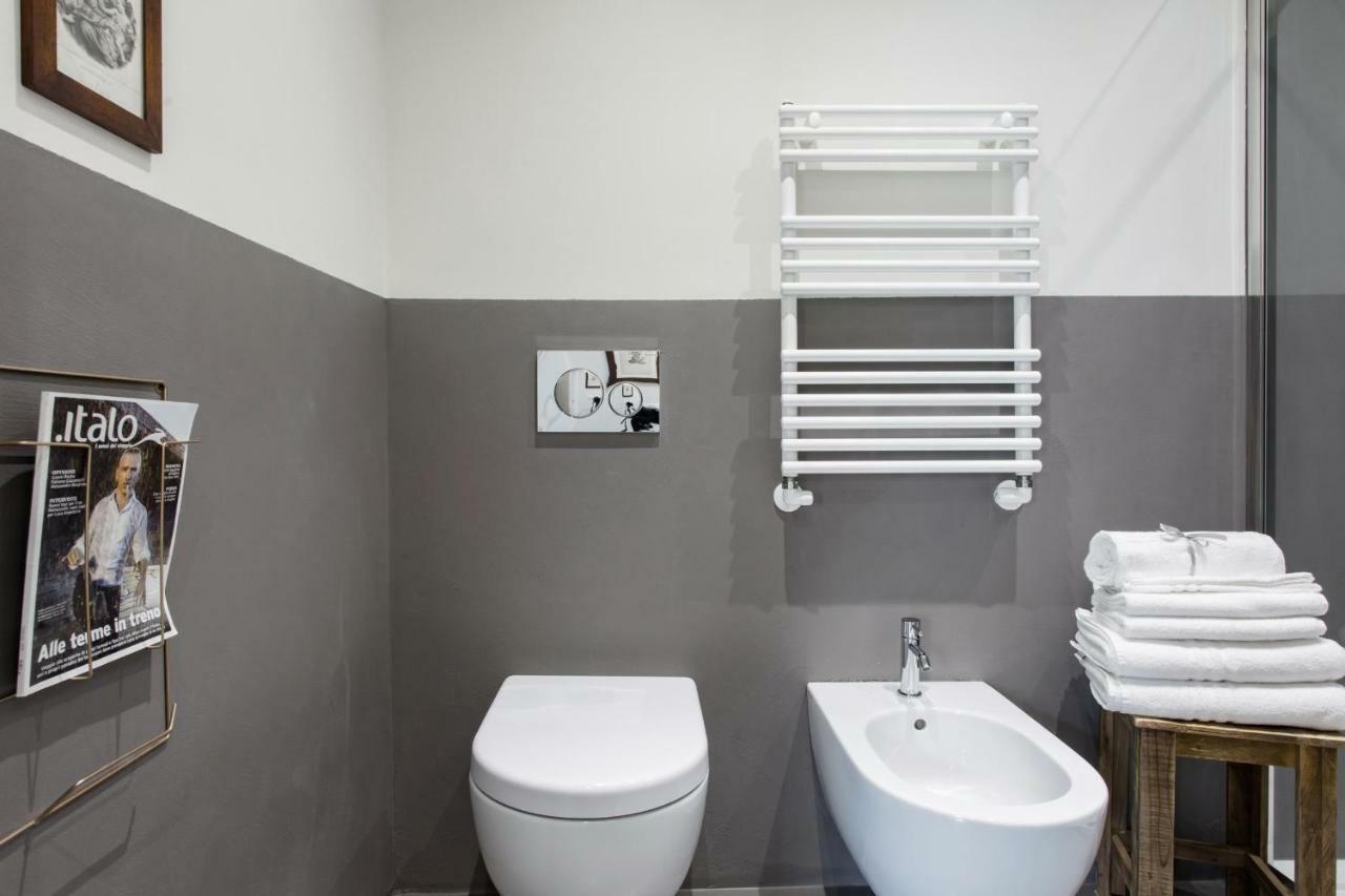 Charming Flat Righi Bologna Lägenhet Exteriör bild
